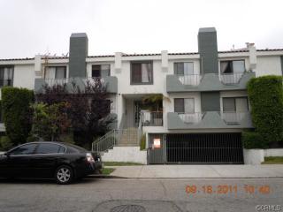 3131 Canfield Ave, Los Angeles CA  90034-4366 exterior