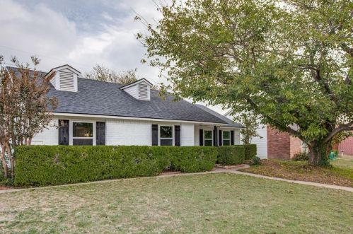 2605 Western Dr, Garland TX  75042-5666 exterior