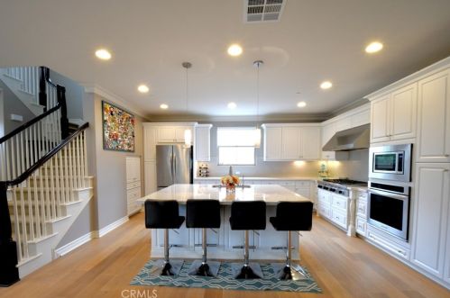 242 Desert Bloom, Irvine, CA 92618-8872