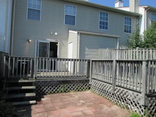 517 Gloucester Ct, Baltimore MD  21220-3648 exterior