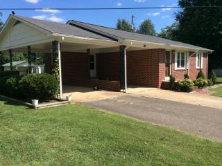 122 Janes Mill Rd, Gleason TN  38229-7218 exterior