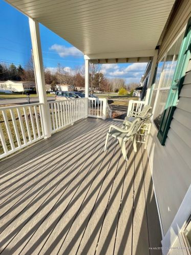 11 Windsor Dr, Lyman, ME 04002-3653