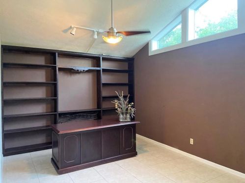44 Foy Martin Dr, Conroe TX  77304-1318 exterior