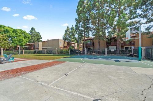 1010 Macarthur Blvd, Santa Ana CA  92707-4632 exterior