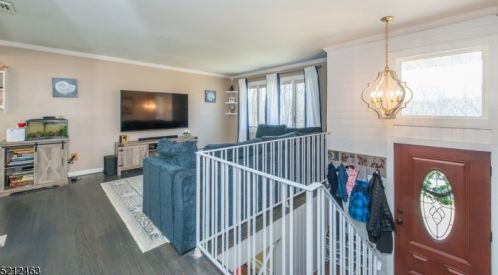 11 Appio Dr, Dover NJ  07869-2401 exterior