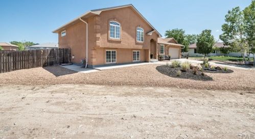 326 Souchak Ct, Pueblo, CO 81007-2800