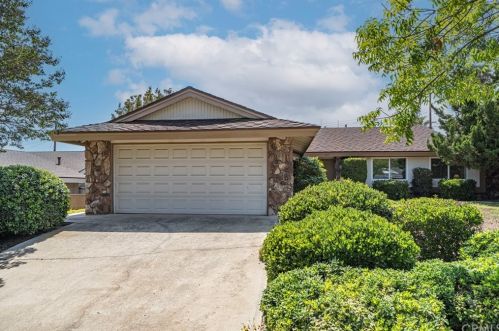 357 Valencia St, Glendora, CA 91741-2416