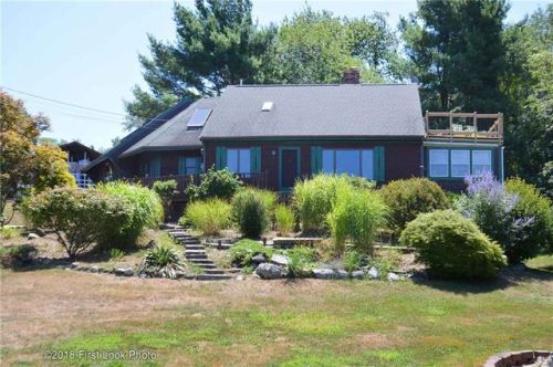153 Colonial Ave, Tiverton, RI 02878-1837