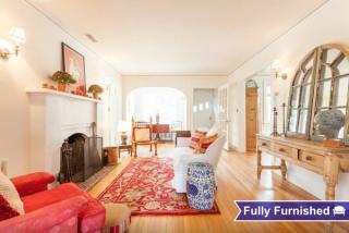 75 Valleywood Rd, Cos Cob CT  06807-2318 exterior