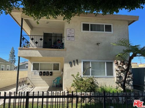 911 Rosewood Ave, Inglewood, CA 90301-3761