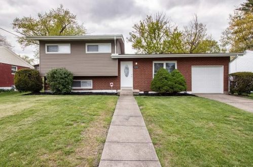 11513 Fitchburg Ln, Cincinnati, OH 45240-2611