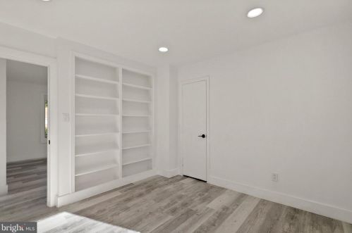 1515 Oakview Dr, Silver Spring MD 20903-2243 exterior