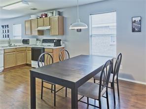 6637 Meadow Way Ln, Fort Worth TX  76179-4241 exterior