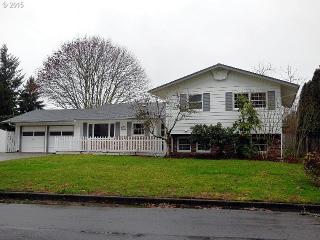 1019 90th St, Vancouver, WA 98665-6825