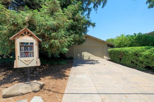 3121 Scenic Dr, Modesto, CA 95355-4770