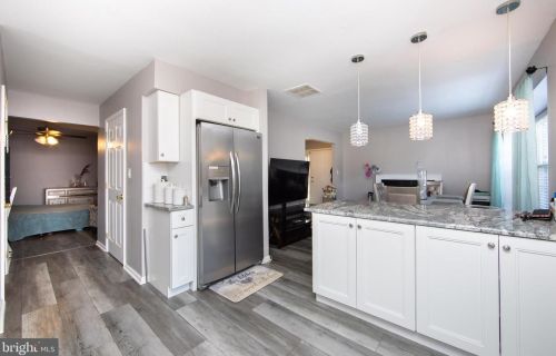 304 Coventry Way, Mount Laurel NJ  08054-6703 exterior