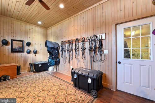 2874 Patuxent Riv Rd, Davidsonville MD 21035-2237 exterior