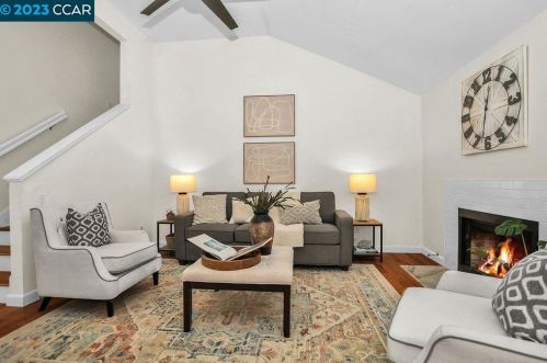 2563 Holly View Ct, Pacheco, CA 94553-3457