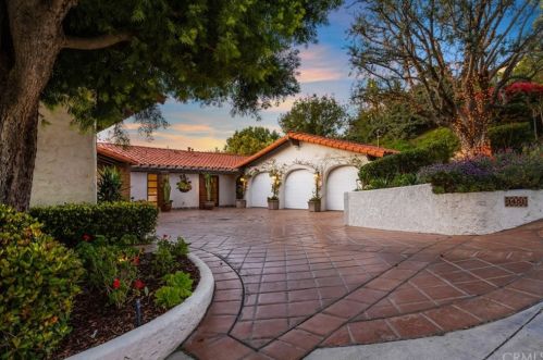 1451 Foothill Blvd, Santa Ana CA 92705-2511 exterior