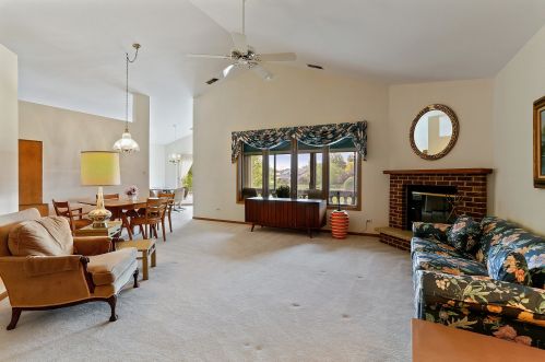 9840 Terrace Dr, Palos Park, IL