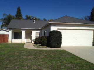 265 Birch Ave, Clovis, CA 93611-0206