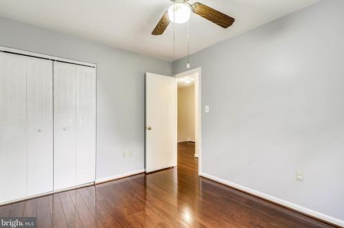 9270 Sprucewood Rd, Springfield VA  22015-3559 exterior