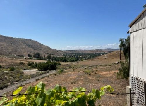 2270 Mt Vernon Ave, Riverside CA  92507-4624 exterior