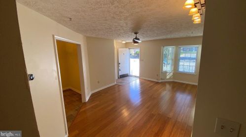 8924 Mallard Ct, Columbia MD  21045-2190 exterior