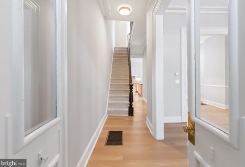 349 Mulberry St, Lancaster PA  17603-2919 exterior