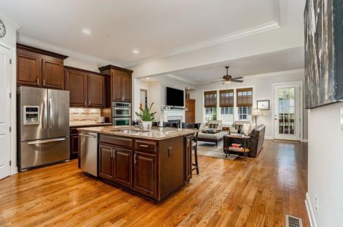 1301 Lullwater Park Cir, Atlanta GA  30306-4641 exterior