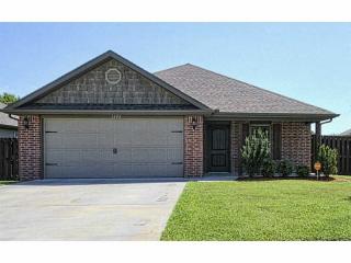 1202 Cunningham Ave, Rogers, AR 72758-8442