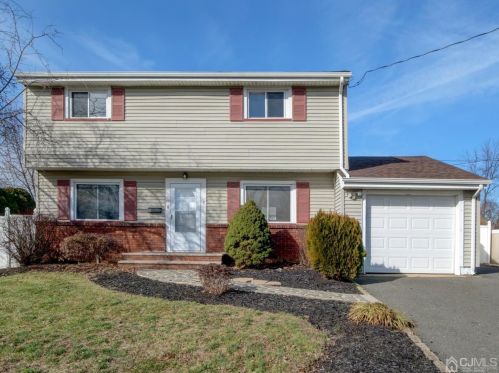 19 Glen Ave, Old Bridge, NJ 08857-2115