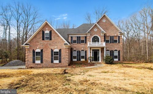 42 Waterview Dr, Pilesgrove, NJ 08098-2649