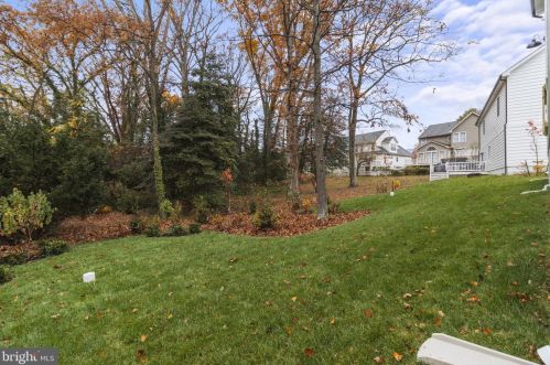 664 Dill Rd, Severna Park MD 21146-4120 exterior