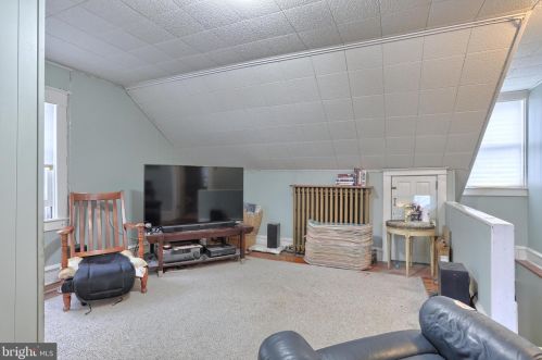 638 State St, Lancaster PA  17603-2641 exterior