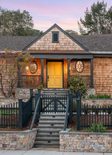 204 Devonshire Blvd, San Carlos, CA 94070-1637