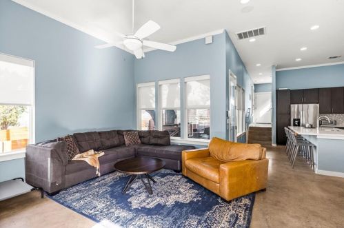 3100 Aldwyche Dr, Austin TX  78704 exterior