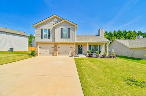 155 Waterford Glen Dr, Lula, GA 30554-0033
