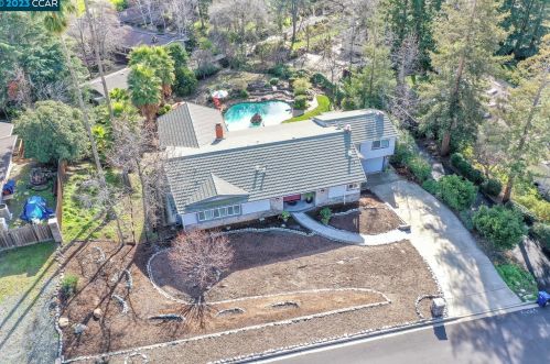 30 Kirkwood Ct, Concord CA  94521-1427 exterior