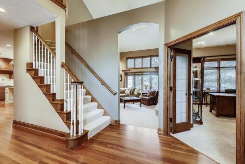3826 Bridgewater Dr, Saint Paul MN  55123-2528 exterior