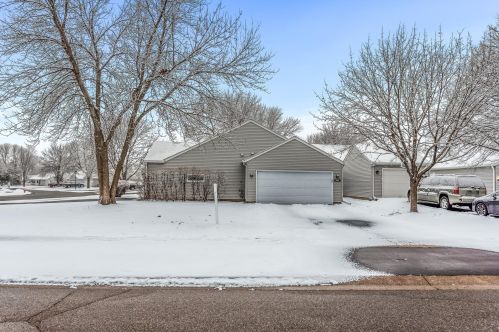 5106 148th St, Saint Paul MN  55124-6923 exterior