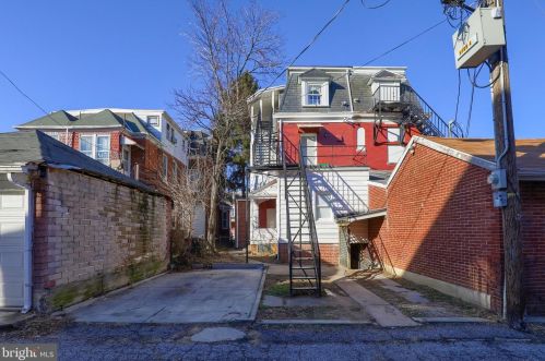 702 King St, York PA 17401-3627 exterior