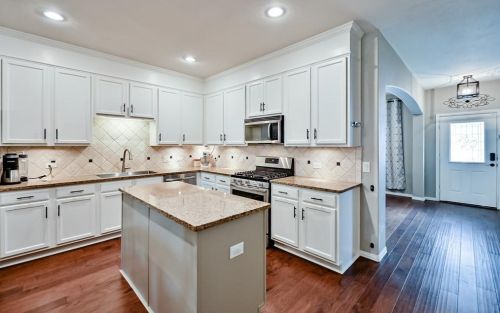 707 Dickerson Ln, Midlothian TX  76063-3421 exterior