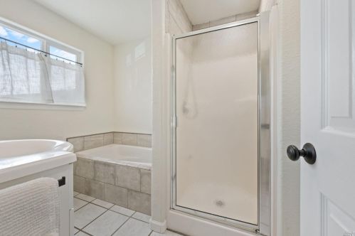 430 Stutsman Rd, Ukiah CA  95482-9553 exterior