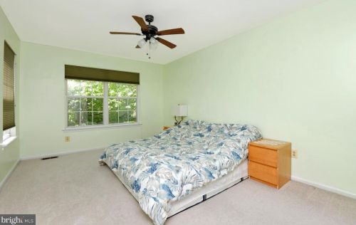 5 Brookline Ct, Princeton NJ  08540-1741 exterior