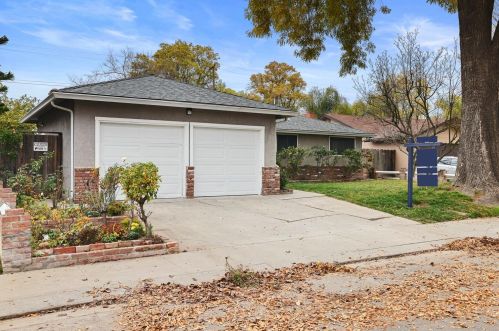 1613 Augusta Ct, Modesto, CA 95350-4401