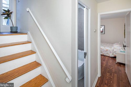 15 Robert Rd, Princeton NJ  08540-5332 exterior