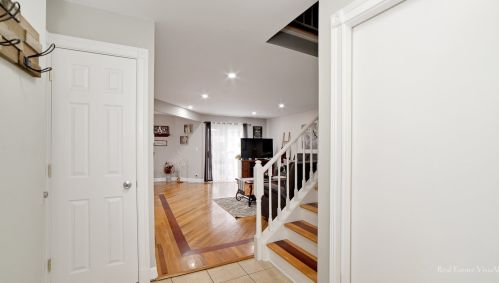 1754 Goddard Ln, Hanover Park, IL 60133-5992