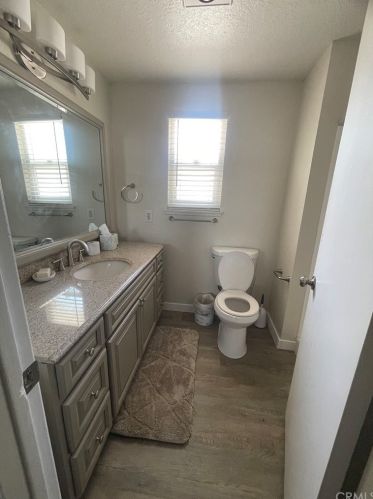 1003 Clark St, Riverside CA  92501-1453 exterior