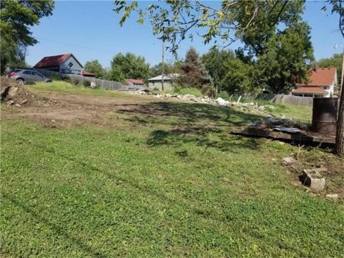 405 Lewis St, Edgerton, MO 64444-9626